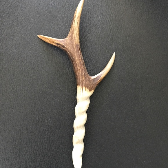 Roe deer antler twisted hair stick - Hand-carved - Picture 4 of 9